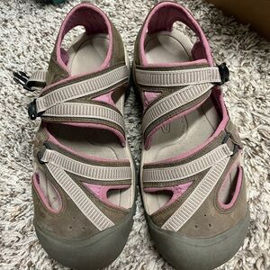 Women’s Keen buckle sandals